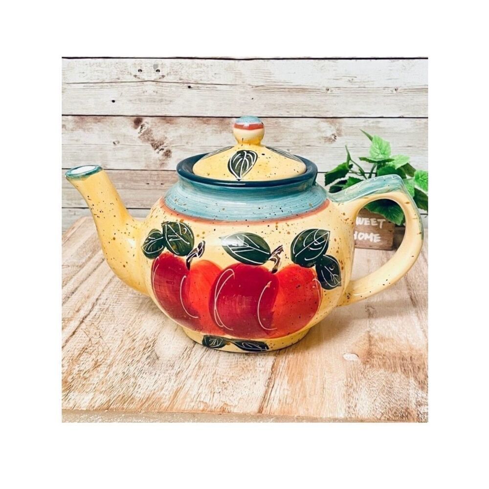 New Vintage 1998 Gorgeous CBK Ltd Yellow Green Red apples Glossy Ceramic Teapot